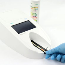 ROCHE Urisys 1100 vizeletvizsgáló készülék