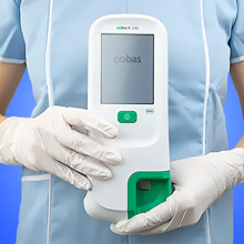 Roche Cobas h 232 ágy melletti kardiológiai kislabor készülék POCT