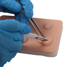 Bőr ciszta és tályog gyakorló modell