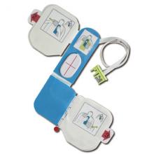 Defibrillátor ZOLL AED Plus félautomata - hordtáskával